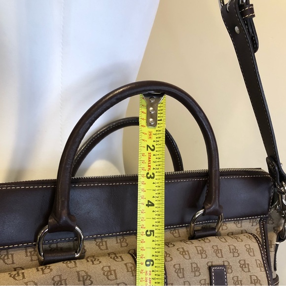 Vintage DOONEY & BOURKE Jacquard Signature Logo Canvas & Leather Shoulder Bag - Picture 11 of 17